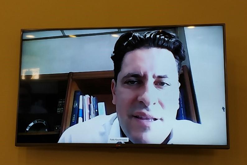 Ενημερωτική τηλεδιάσκεψη για το νέο πρόγραμμα κρατικής επιδότησης δανείων «Γέφυρα» από το Επιμελητήριο Κυκλάδων Ενημερωτική τηλεδιάσκεψη για το νέο πρόγραμμα κρατικής επιδότησης δανείων «Γέφυρα» από το Επιμελητήριο Κυκλάδων