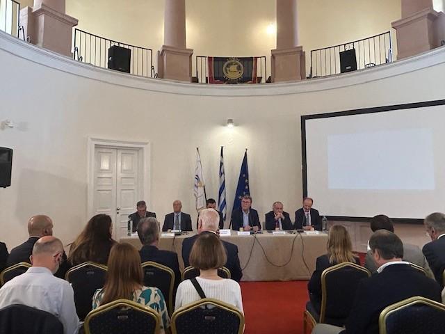 Από την Κέρκυρα στις Βρυξέλλες: Δίνοντας στα νησιά της Ευρώπης πιο δυνατή φωνή Από την Κέρκυρα στις Βρυξέλλες: Δίνοντας στα νησιά της Ευρώπης πιο δυνατή φωνή
