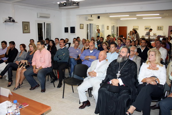 Άποψη από την αίθουσα egeniamykonos2_F32079.jpg