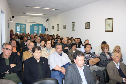 Άποψη από την αίθουσα egeniaparos2_F21365.jpg
