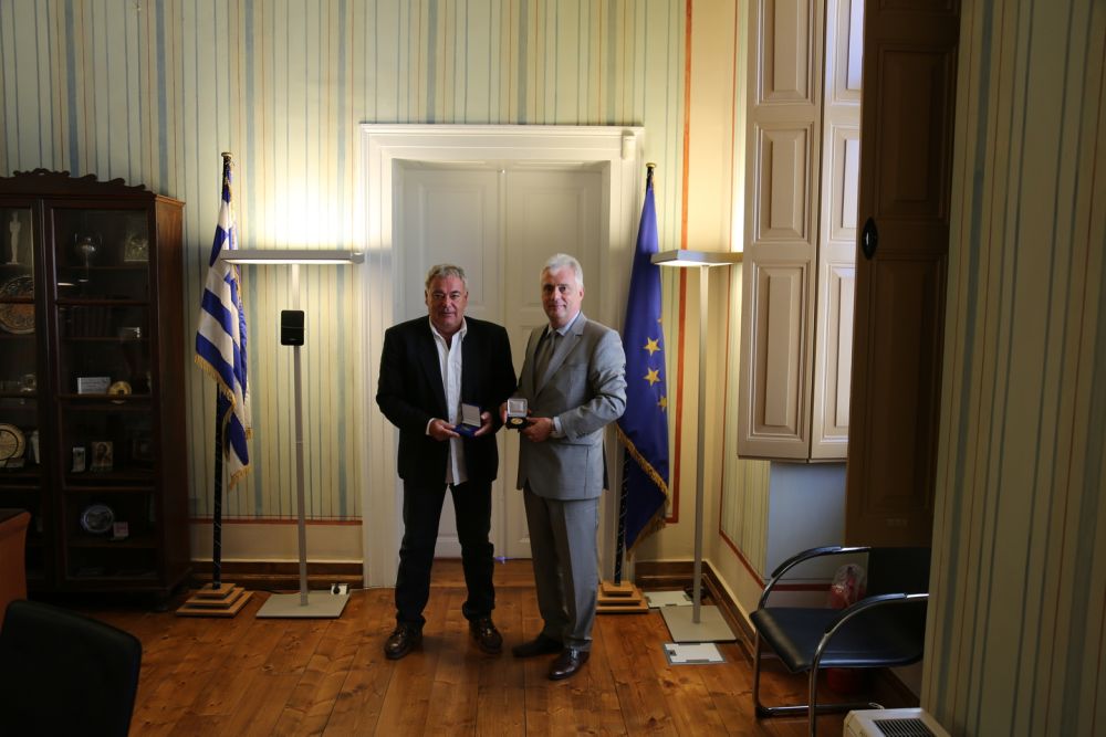 Επίσκεψη του Ρουμάνου Πρέσβη στο Επιμελητήριο Κυκλάδων