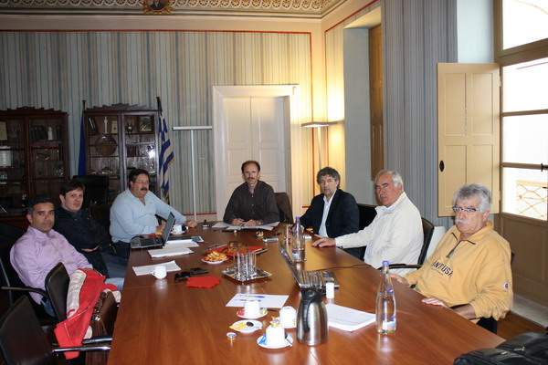 Συνάντηση της Διοικητικής Επιτροπής του Επιμελητηρίου Κυκλάδων με τον υποψήφιο βουλευτή της Νέας Δημοκρατίας για τις Κυκλάδες, κ. Χρήστο Καφτηράνη synantisi_kaftiranis_F1008.jpg