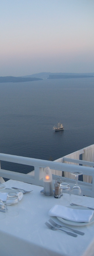 Santorini174_F3167.jpg