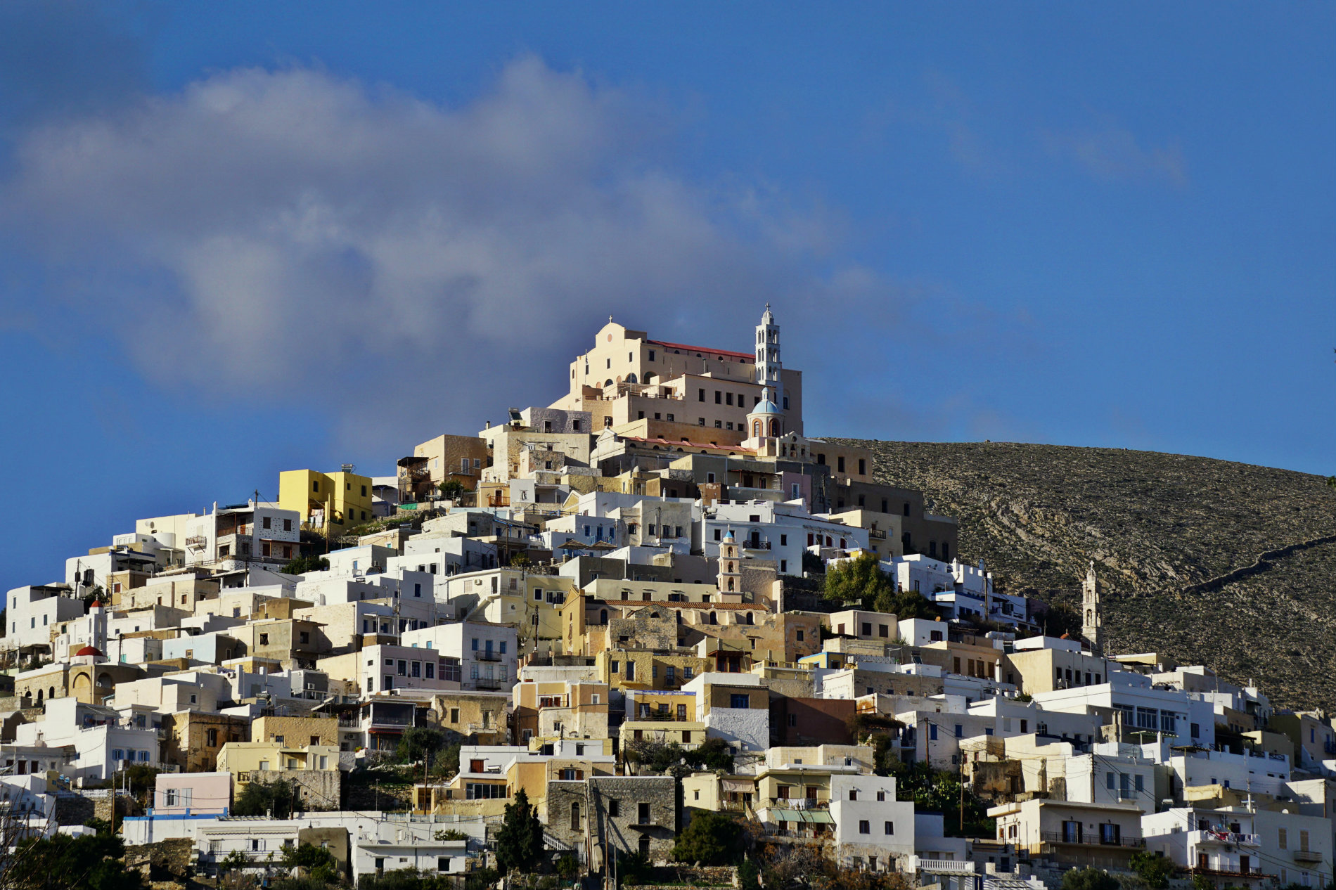 ano_syros_island_F-341597378.jpg