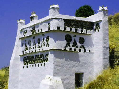 PIGEON HOUSE