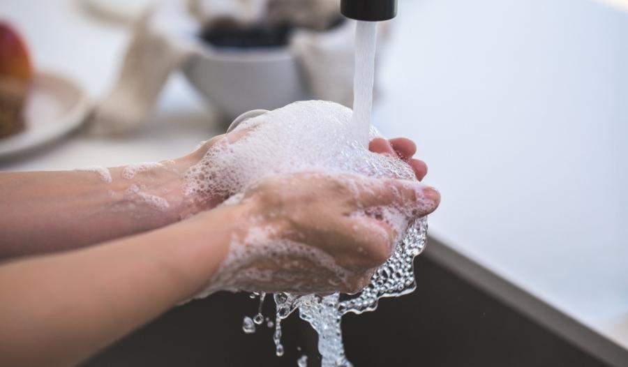 covid_2019_02washing_F548189767.jpg image