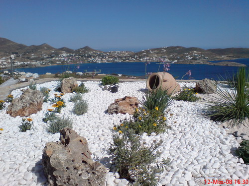 erga02_F13938.jpg erga02_F13938.jpg