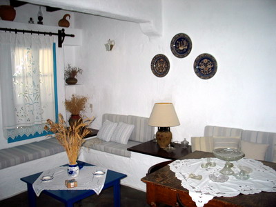 indoor1_F4710.jpg