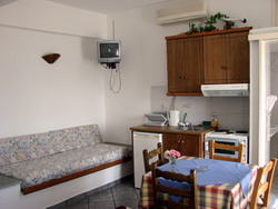 kitchen_F5596.jpg