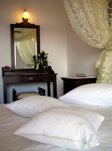 room4_F19244.jpg