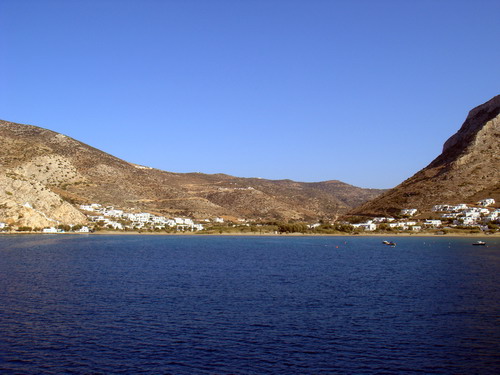 KAMARES BAY