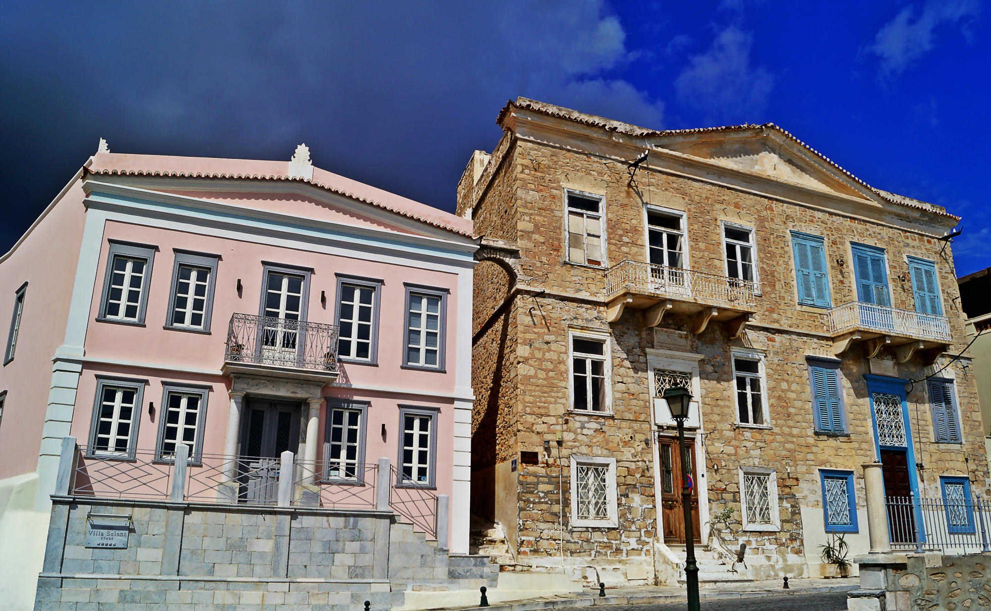 syros_hermoupolis_city_F-925245393.jpg