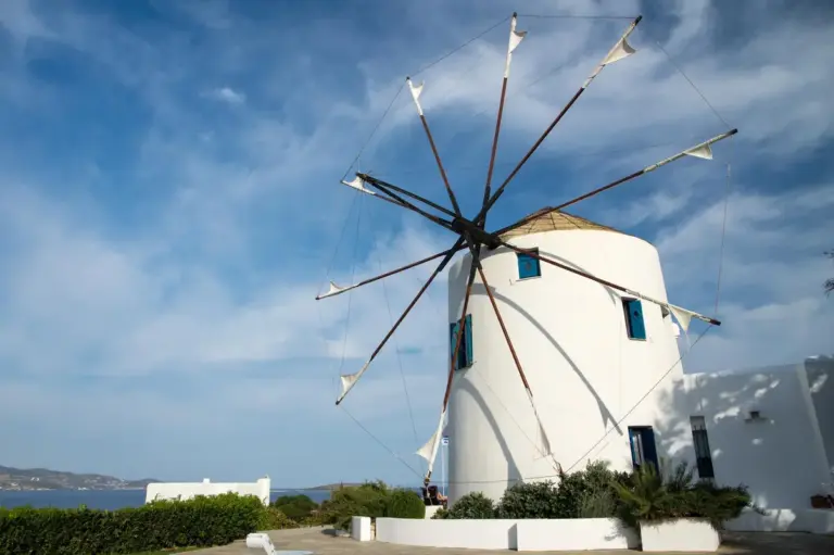 Βραδινή ζωή στο Χωριό 5 11520280