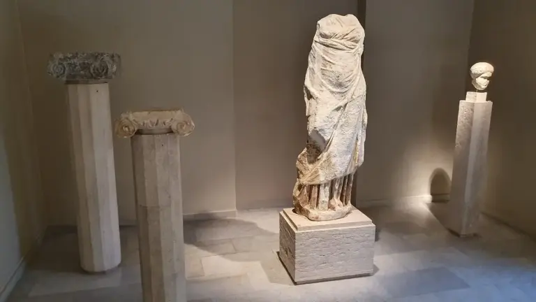 Αρχαιολογικό Μουσείο Ίου