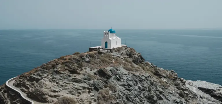 Παρακολούθησε ένα ηλιοβασίλεμα από το Προφήτη Ηλία 10 church seven martyrs sifnos greece
