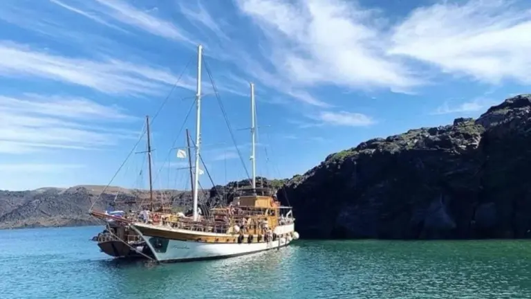 karavaki santorini