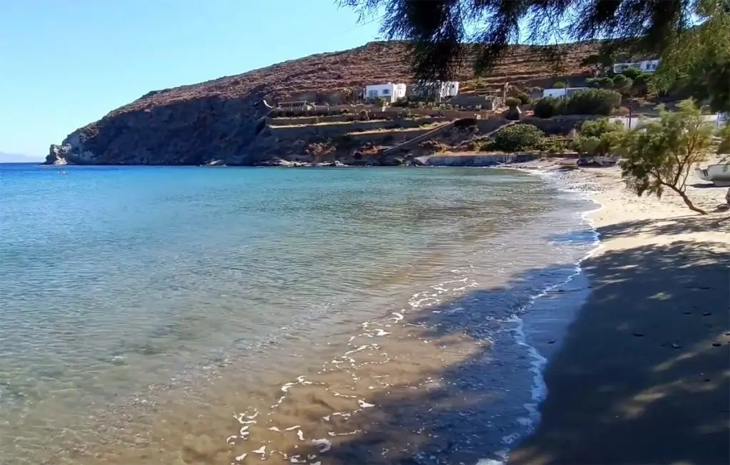 megali ammos kythnos