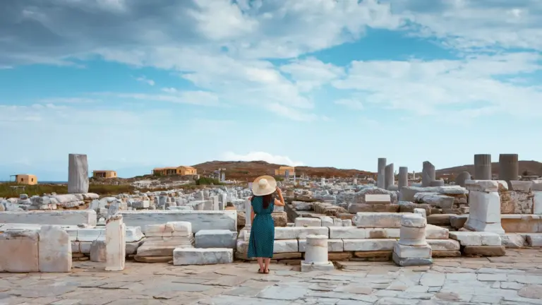 Κάνε ημερήσια εκδρομή στο νησί Δήλο 5 mukonos delos