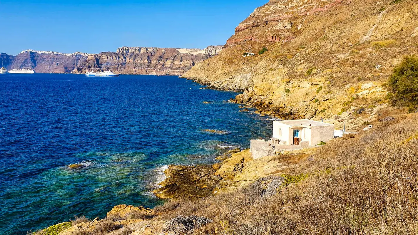plaka santorini