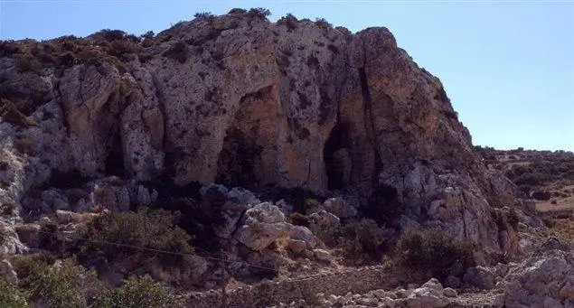 Σπήλαιο του Μανιάτη 2 spilia maniati sxoinousa