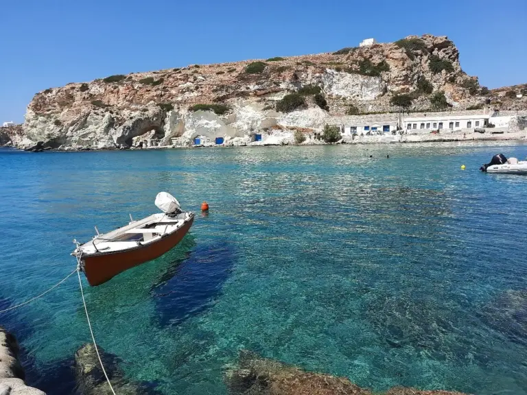 kimolos goupas beach