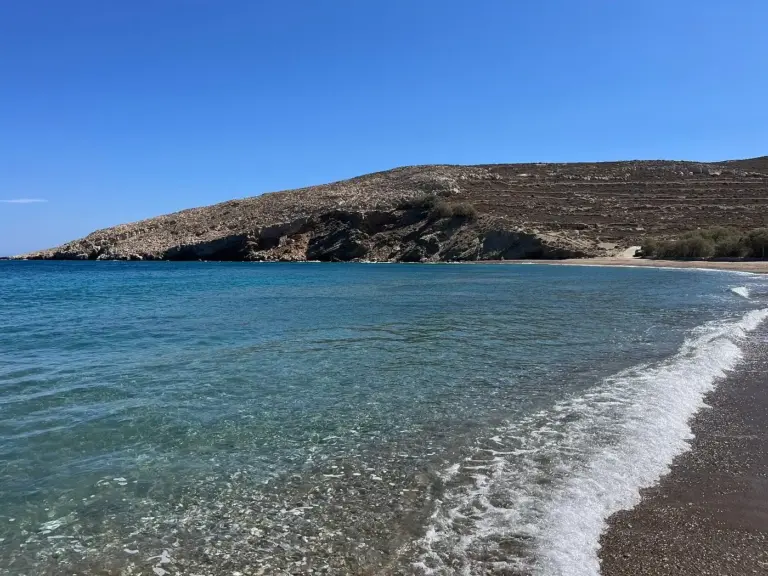 παραλια λιβαδι φολεγανδρος