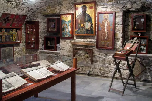 KIRCHLICHE MUSEUM indoor2 F29874 F27030