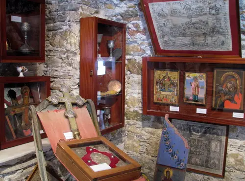 KIRCHLICHE MUSEUM indoor5 F29919 F27295