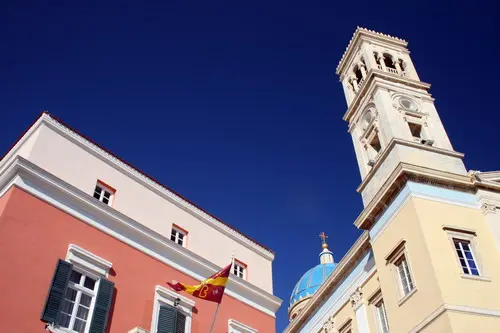 Die Kirche des Heiligen Nikolaus in Ermoupoli