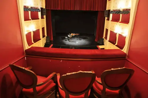 ΘΕΑΤΡΟ ΑΠΟΛΛΩΝ theatro02 F31946
