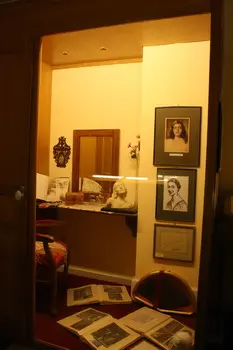 ΘΕΑΤΡΟ ΑΠΟΛΛΩΝ theatro08 F32119