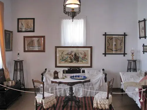 Museo de Historia del Folclore de Apple 1Sala1 F21931